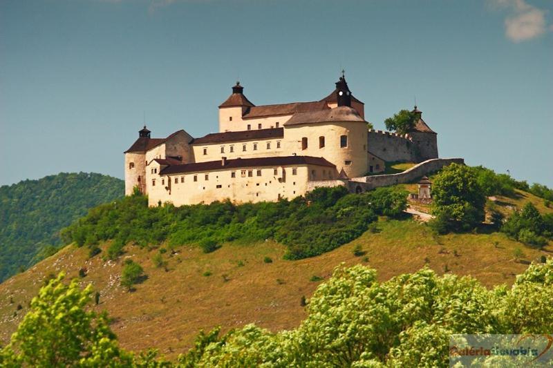 Penzion Contesa Roznava Exterior photo